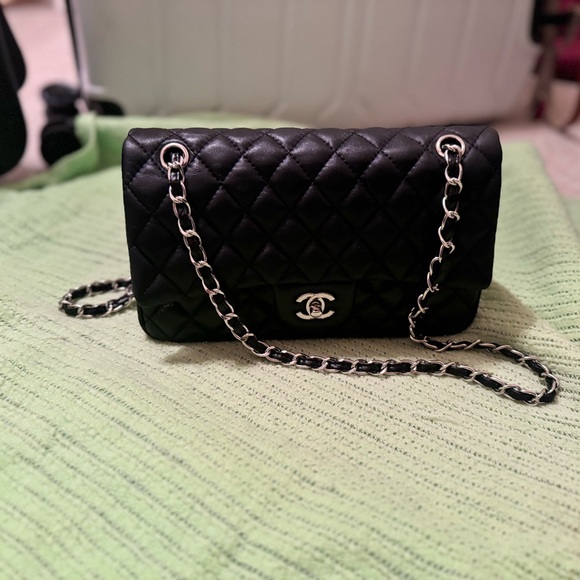 Real Chanel Purse with Paperwork. Brand New Never Used! RARE FIND! - Picture 12 of 15